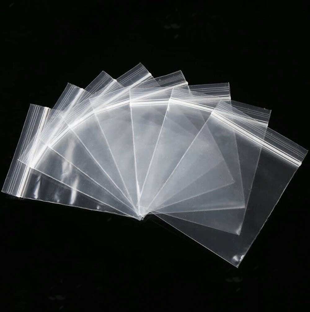 Eight Resealable Polythene Clear Plastic Grip Seal Bags