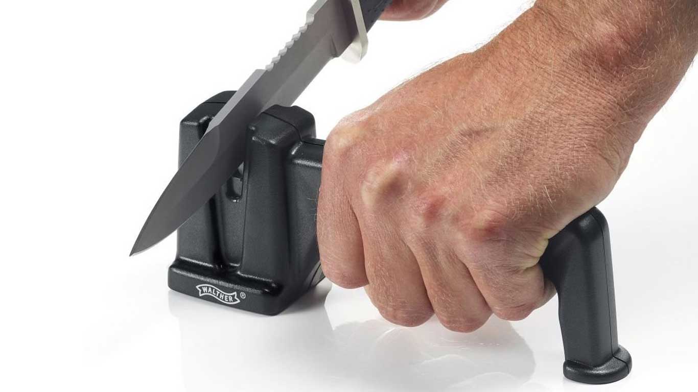 Ceramic Knife Sharpener by Walther In Use
