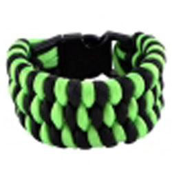 Tidal Wave Stitch Weave Bracelet in Black and Neon Green Paracord