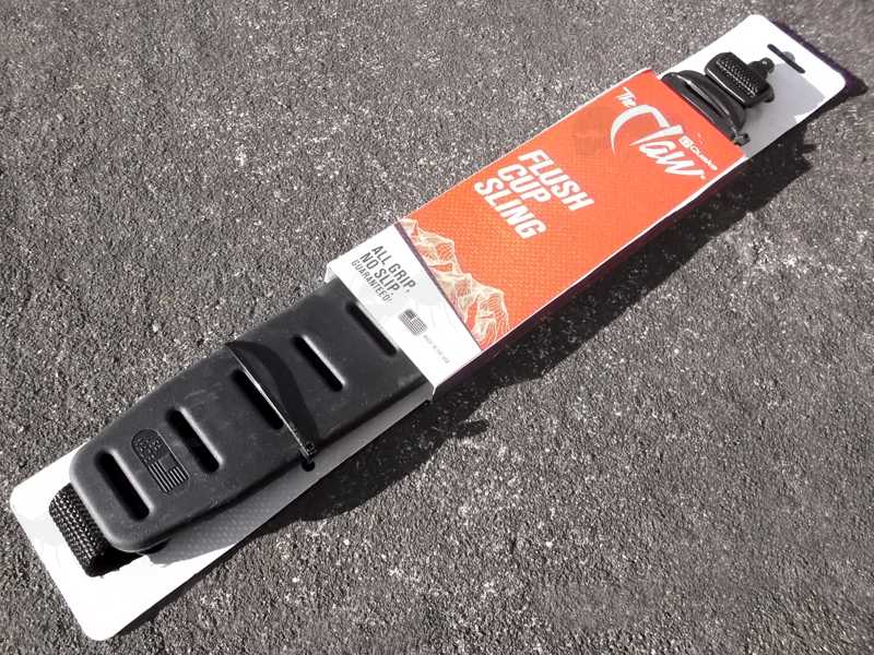 Quake Black Claw 2.0 Wide Fit Gun Sling with Flush Cup QD Socket Swivels, In Display Hanger Card Packaging