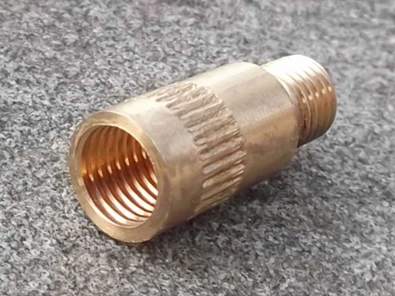 Brass USA to UK Shotgun Cleaning Rod Female to Male Thread Adapter