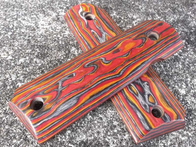 3D Effect Red and Grey Rosewood Colt 1911 Handgun Diamond Textured Grip Panels