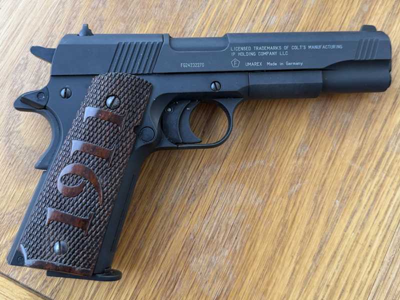 Right-Side Full Size Wood 1911 Pistol Grip with Ornate Decorative Finish, Shown fitted to a Umarex Colt 1911 Air Pistol