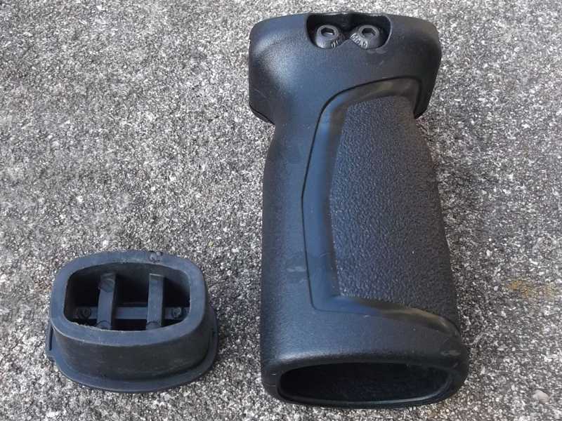 Tac Rifle Black Polymer Vertical Grip for Picatinny Rifle Handguards with Rubber Plug Removed