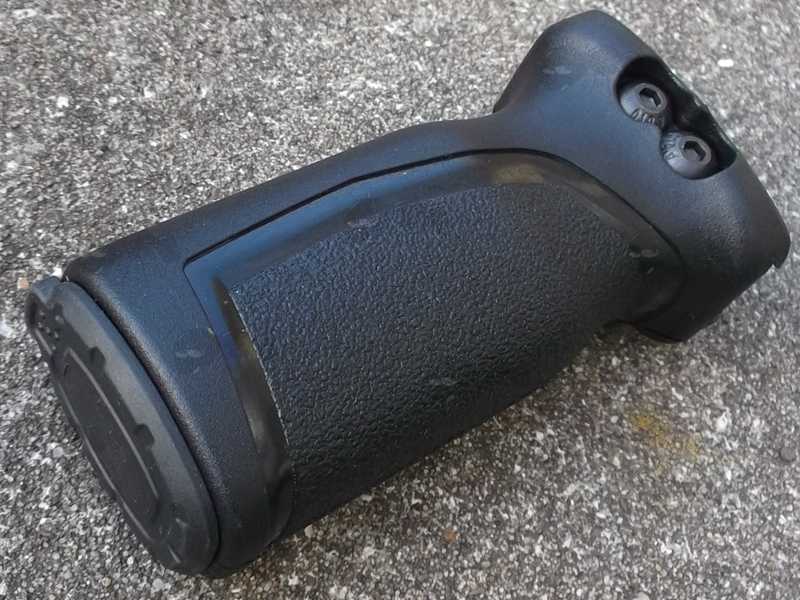 Tac Rifle Black Polymer Vertical Grip for Picatinny Rifle Handguards