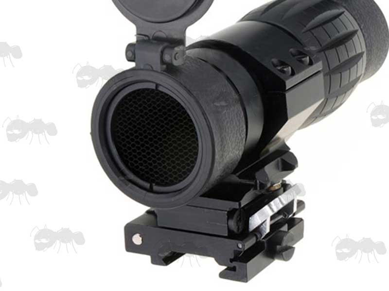 Black Screw-In x4 Magnification EoTech Magnifier Killflash in Use