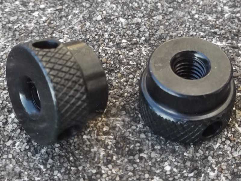 Pair of Black Finished M5 Thread Knurled Grip Round Thumbscrew Nuts