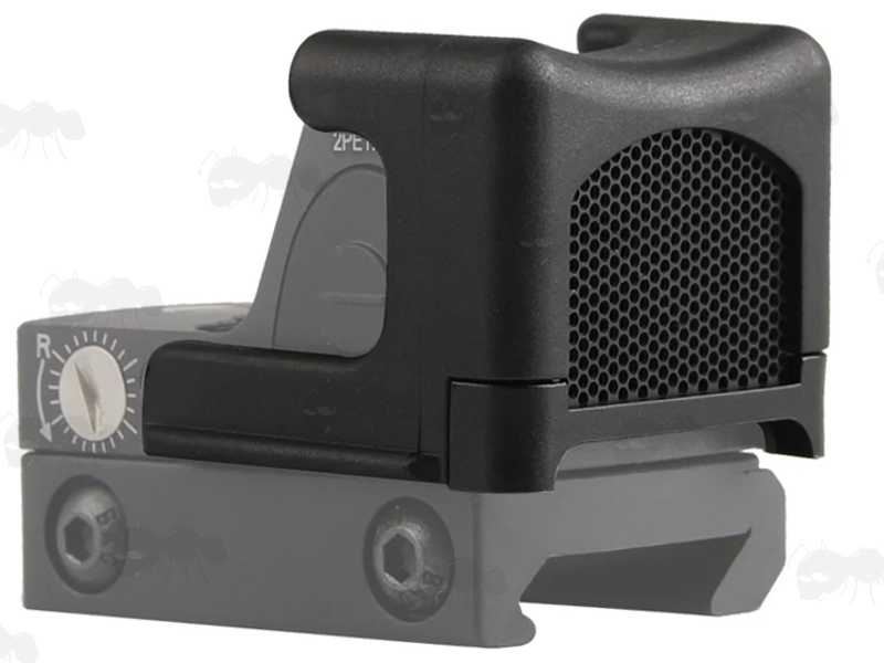 Front Facing View of The Fitted Black Coloured Airsoft Trijicon RMR Style Anti-Reflection Device Killflash