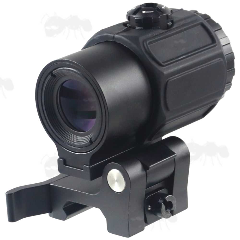 Dot Sight Miniaturised Magnifier with x3 Magnification, Mounted on a Flip To The Side Picatinny Rail Base Mount