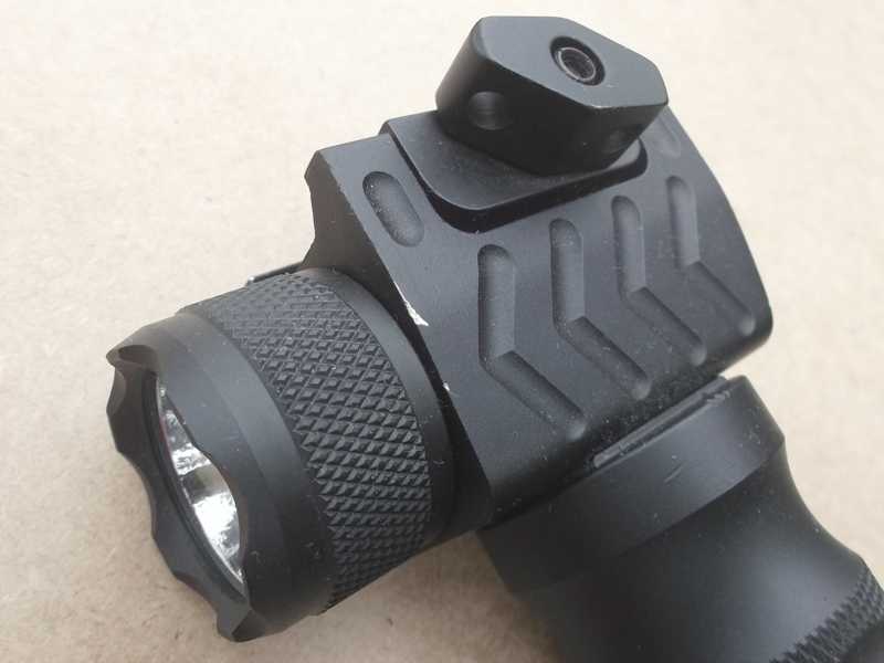 Black Aluminium Rifle Forend Vertical Grip with Torch